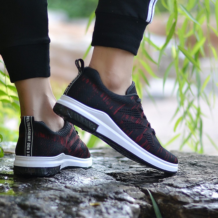 IMPORT SEPATU SNEAKERS PRIA SPORT MOTIF HUJAN !!! - HITAM MERAH