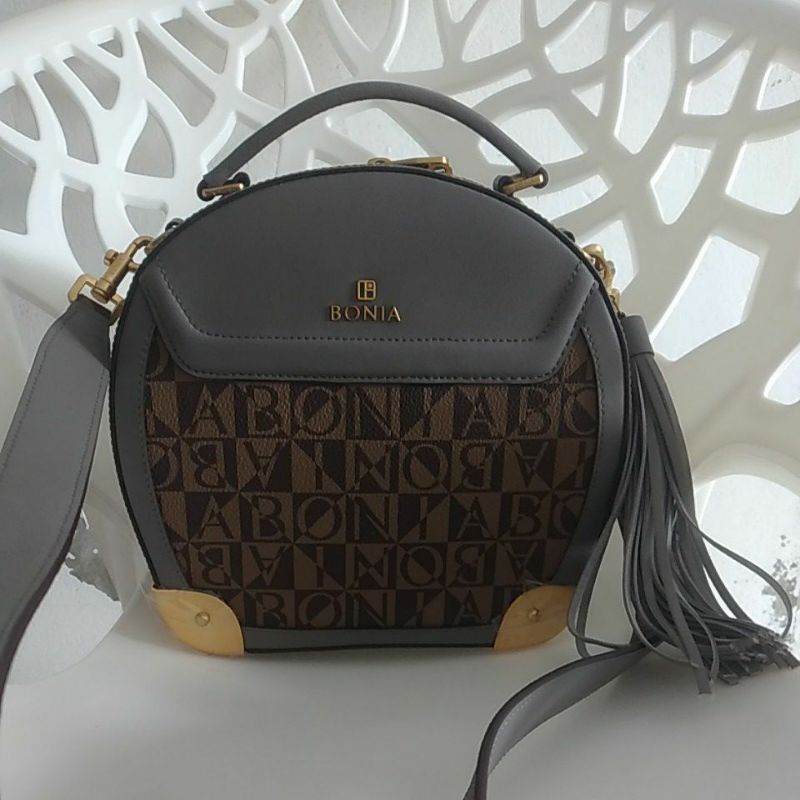 bonia sonia abu mono M