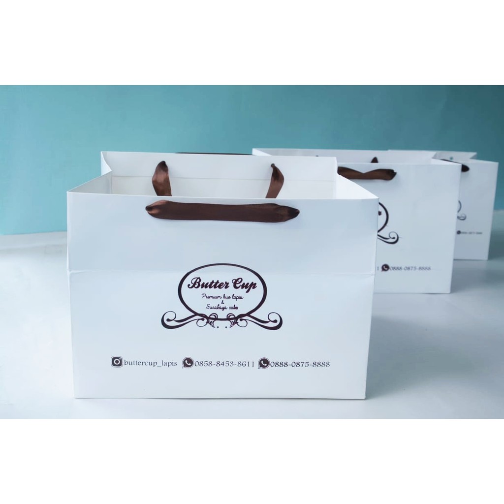 

Paperbag Ivory Custom Size Kotak Nasi/Kotak Kue Polos/Sablon Handle Tali Pita