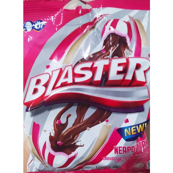 

Permen Blaster rasa strawberry mint isi coklat leleh/1 bungkus isi 50 Pcs/bonbon blaster