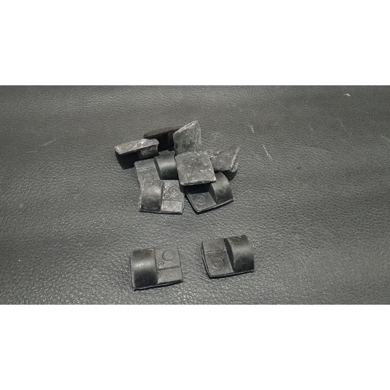 Karet bantalan selah kick stater gigi kampak vespa di mesin largeframe harga per pcs silahkan