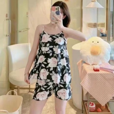 SET BAJU TIDUR WANITA + CELANA KARAKTER LUCU SATIN SNC-SNC HITAM BUNGA BSAR