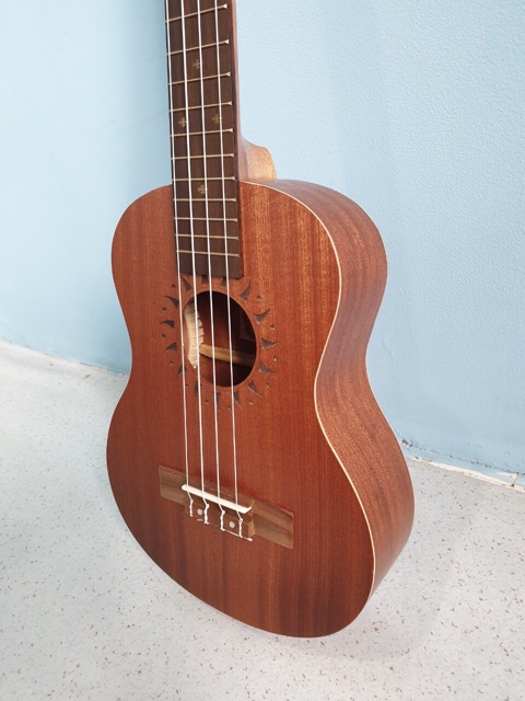 Ukulele Tenor Merk Cowboy Original Tipe UK-25 NS Ukuran 25 Inch Ukir Coklat Tua Murah Jakarta