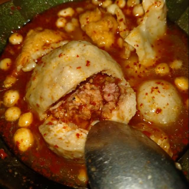 

Bakso mercon