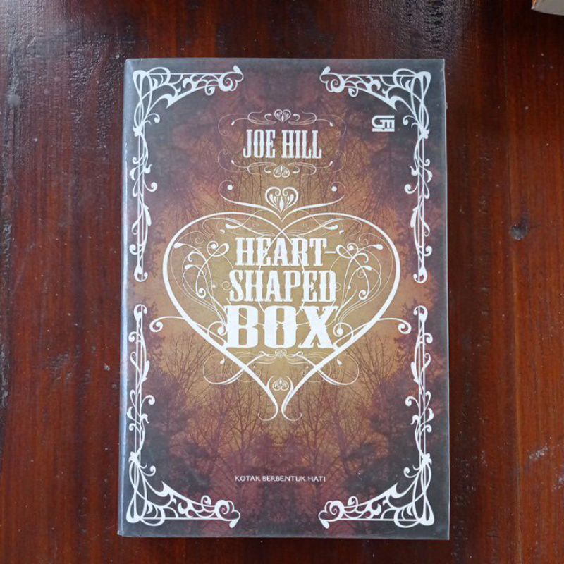 Preloved Novel Heart-Shaped Box - Kotak Berbentuk Hati
