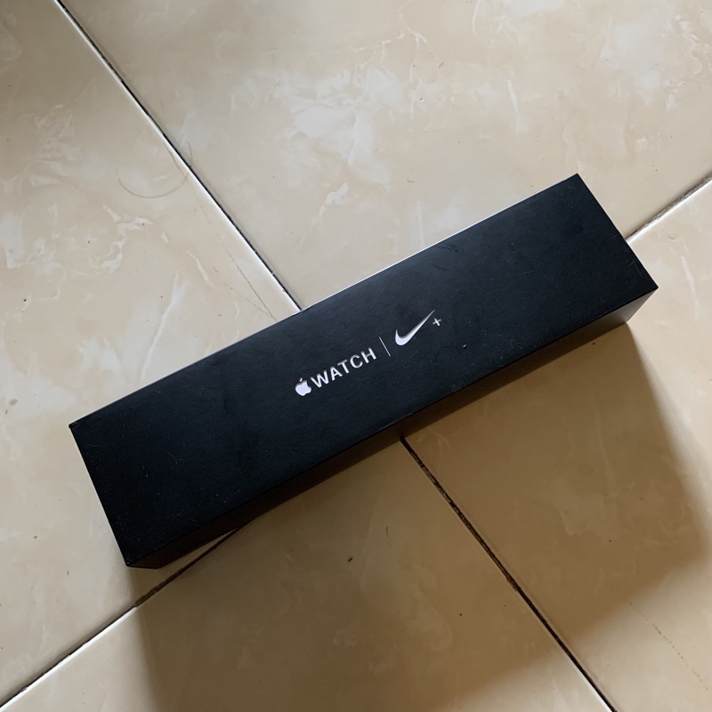 apple watch series 4 ibox