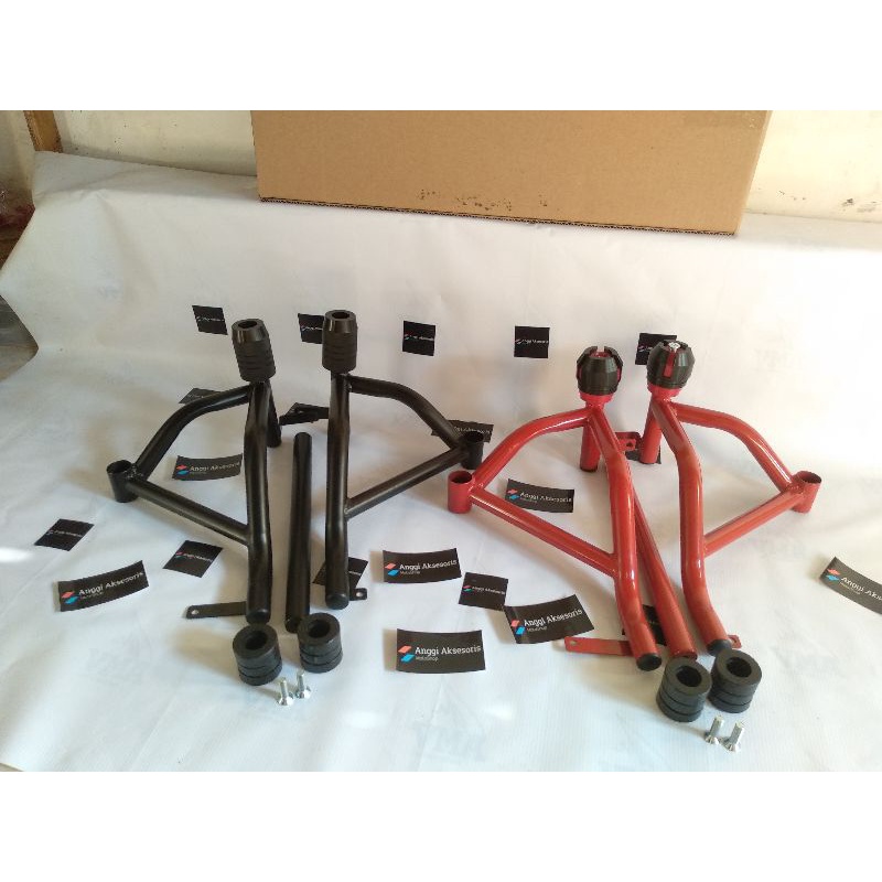 TUBULAR CRASHBAR VIXION NEW/CRASHBAR NVL NVA ADVANCE 2017