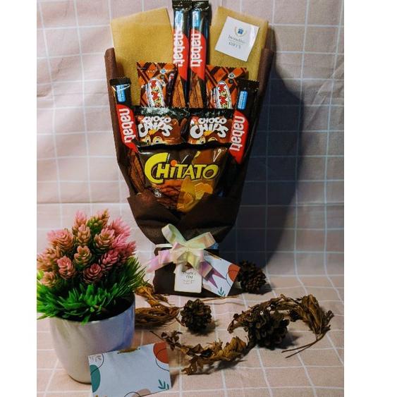 

Selagi Murah [incrediblegifts.id] Snack Bouquet/Bucket Brown Series / Hampers/ gifts/ buket/ kado/ wisuda/ anniversary/ ulang tahun untuk cewek dan cowok ,,