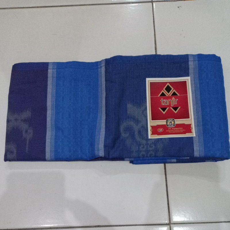 Sarung gajah duduk tenun Tanjir Spesial Kembang