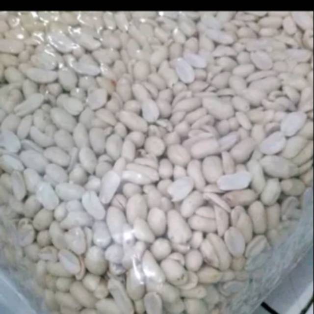 

Kacang tanah kupas besar jumbo