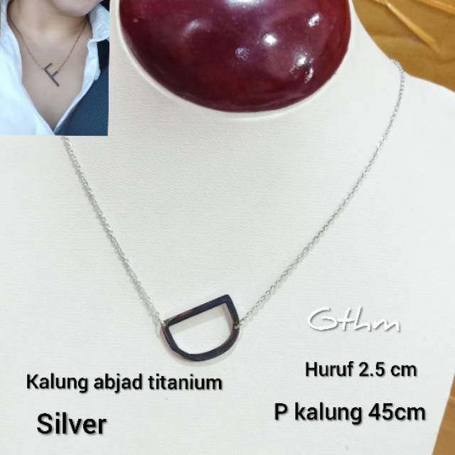 Gthm titanium kalung huruf abjad nama stainless steel silver huruf 2.5cm bagus