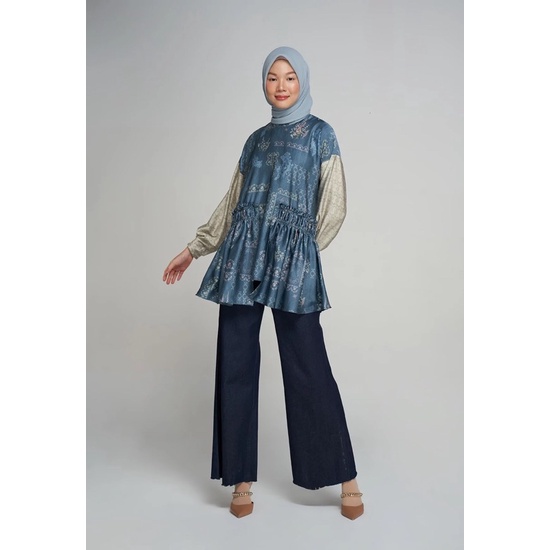 PRELOVED RiaMiranda Anuva Top