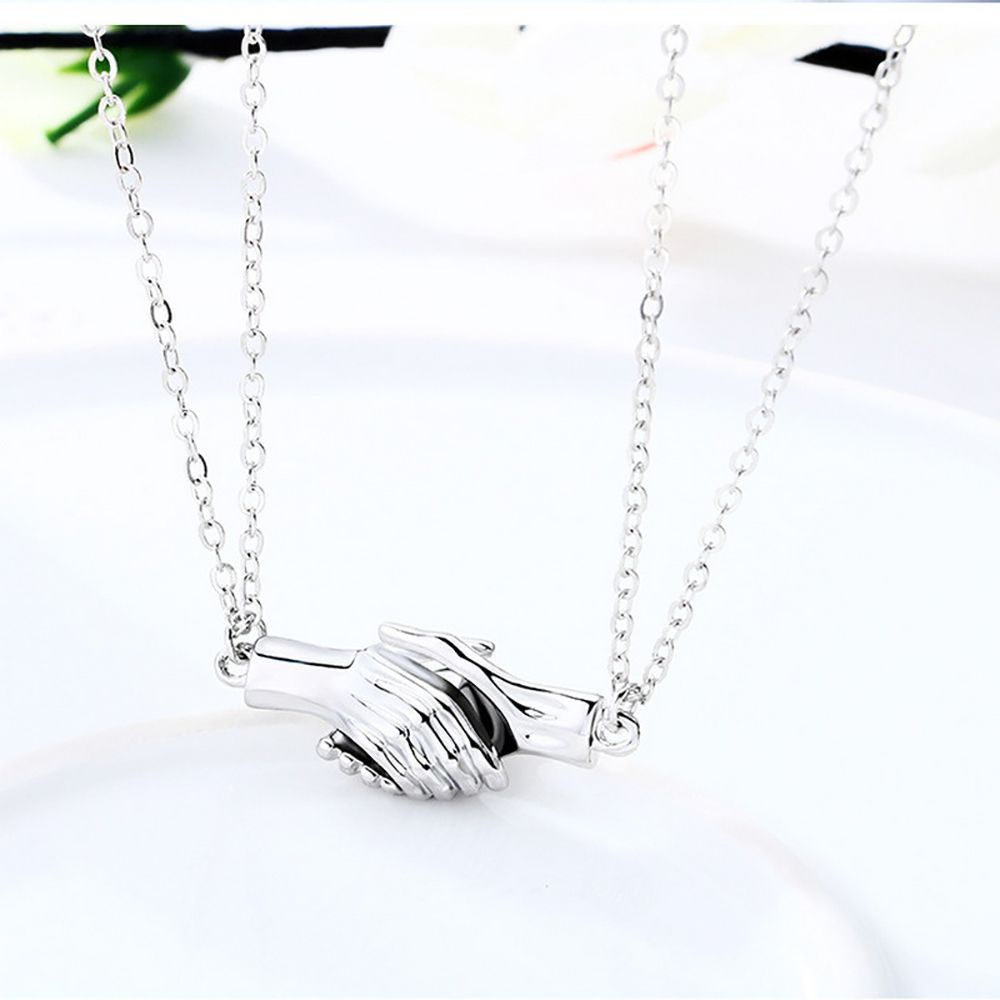 Needway  Cute Handshake Necklaces Simple Couple necklace Clavicle Chain Cool style Magnet Korean 2PCS/SET Women and men Romantic Fashion Jewelry/Multicolor