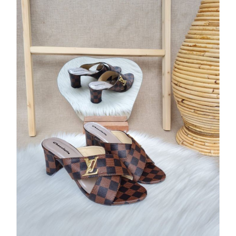 AK 24  Heels Tahu Motif Catur bahan Sintetis hak 5cm-3