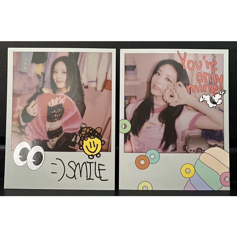 POSTCARD ITZY YUNA CRAZY IN LOVE