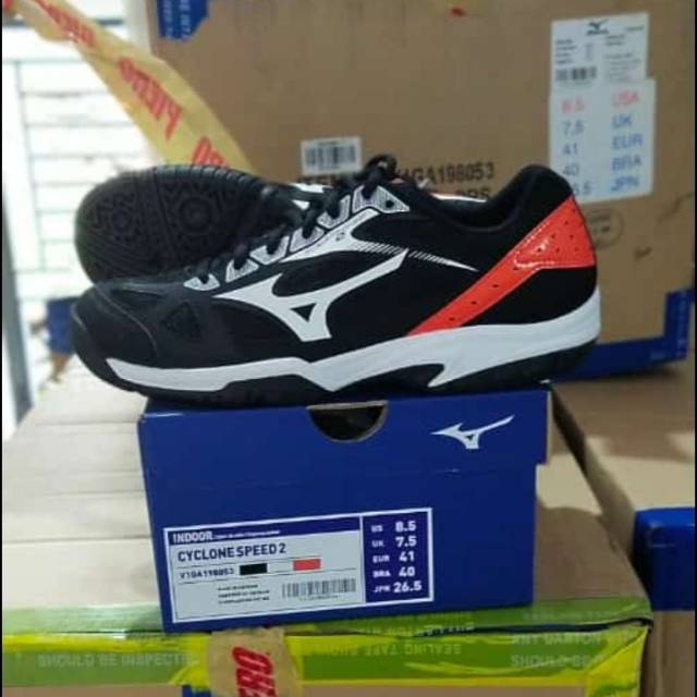Mizuno cyclone speed 2