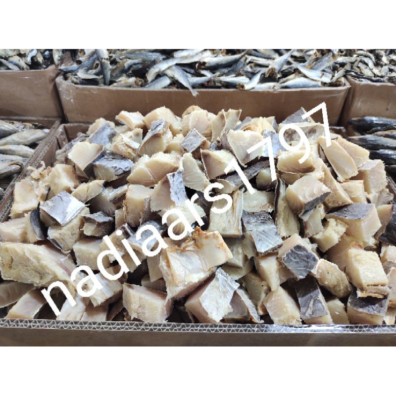 

Ikan Asin Jambal Roti