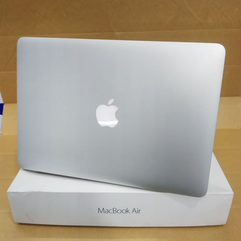 Laptop Bekas MacBook Air 2017 Core i5 8GB|128 GB SSD Slim Mulus