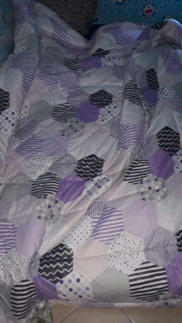 Set Bedcover Komplit 140x200x20 Bahan Katun Star Anti Geser