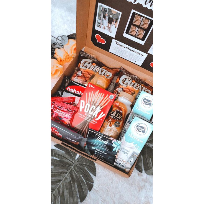 

KADO HAMPERS SNACK, KADO ULANG TAHUN KEKINIAN, BOX SNACK