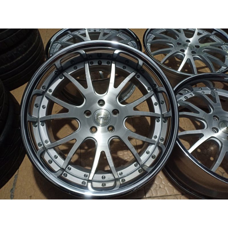 velg gnosis R20 L8.5+9.5 pcd 5*114.3 et45