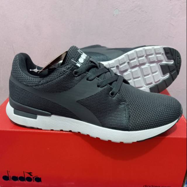 DIADORA ERGO ORIGINAL 100%