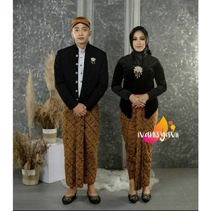 Set Baju Prewed / Baju Adat , ModeL Hewes - Sidomukti