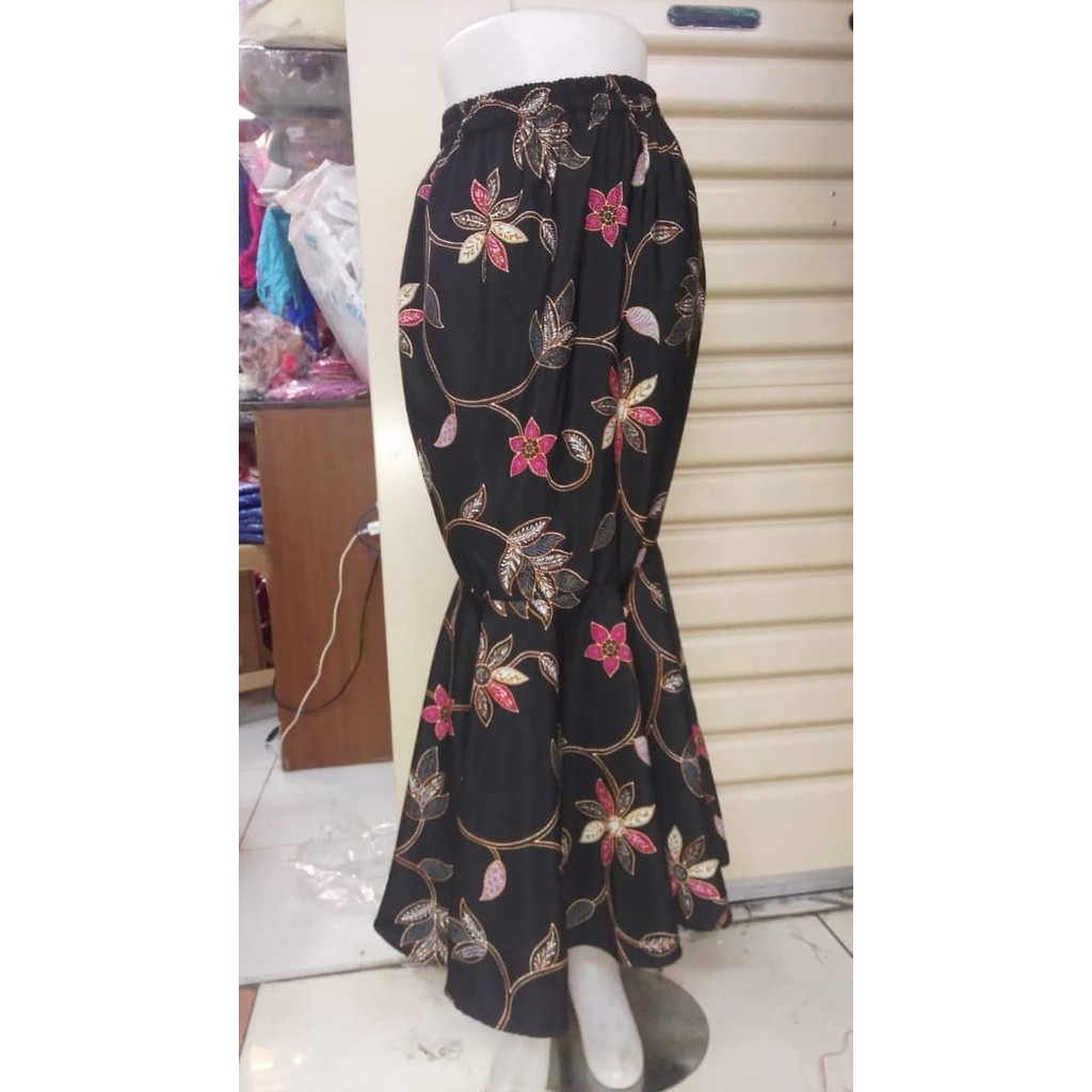 Rok Duyung Motif Songket