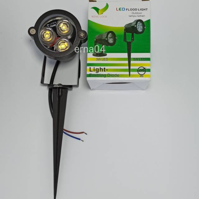 Lampu Taman Tancap LED / Sorot LED / Halaman 3 Watt 3 Mata Warna Kuning