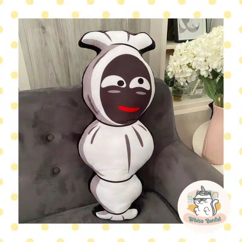 guling / boneka pocong