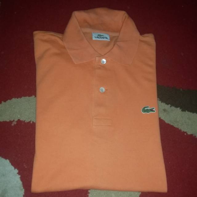 kaos polo lacoste bekas sold