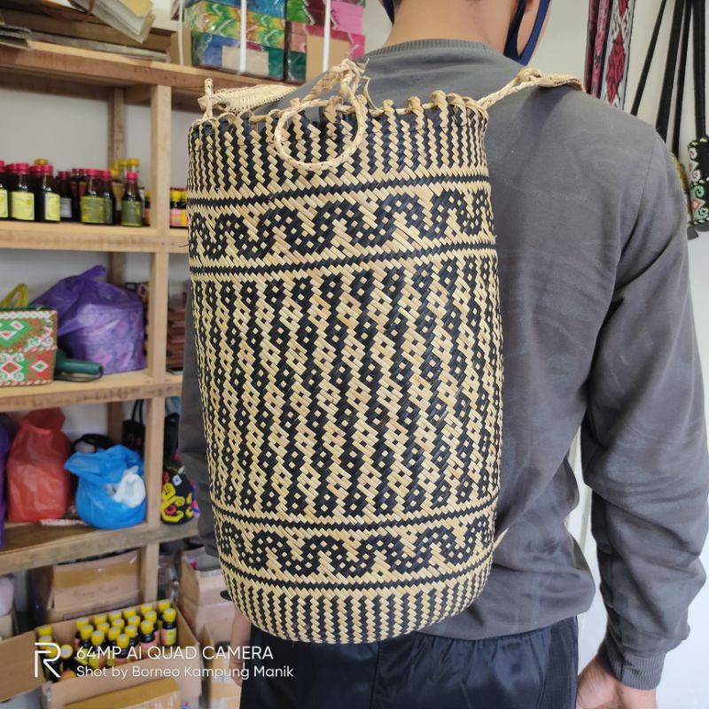 Tas Anjat Rotan Besar ada Kain Furing dalam