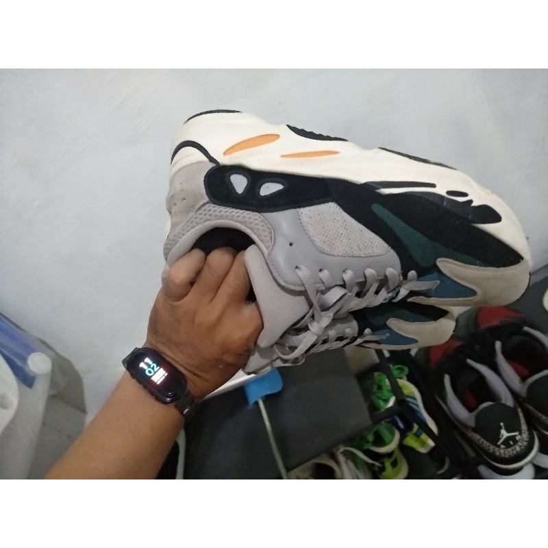 yeezy 700 Runerwave OG
