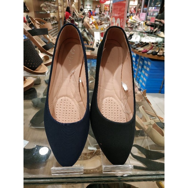 St Yves sepatu flat Branded Original Matahari