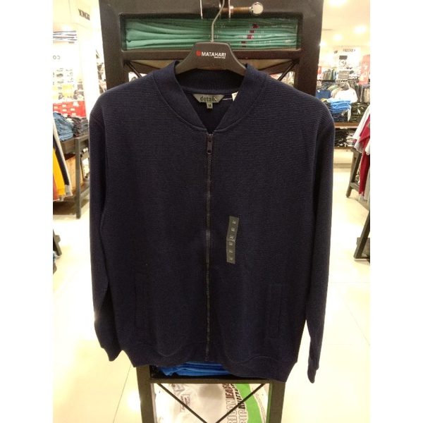 SWEATER PRIA LENGAN PANJANG POLOS DETAILS
