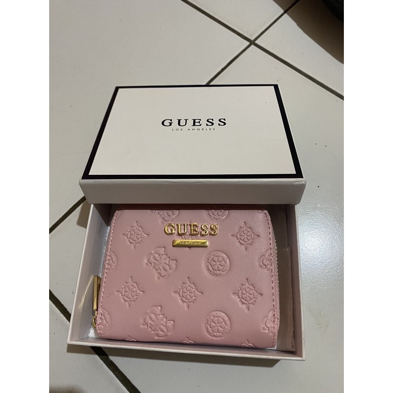 Dompet kecil Guess