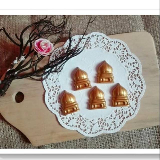 Hiasan mahar kubah masjid bahan resin finishing cat warna gold
