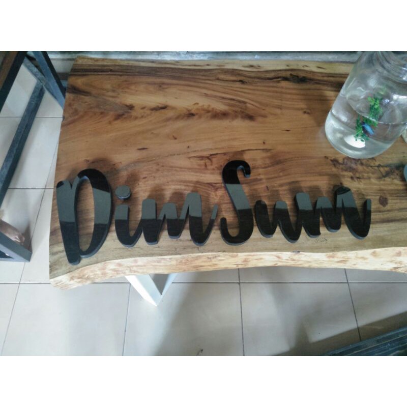 

Huruf timbul custom akrilik l acrylic