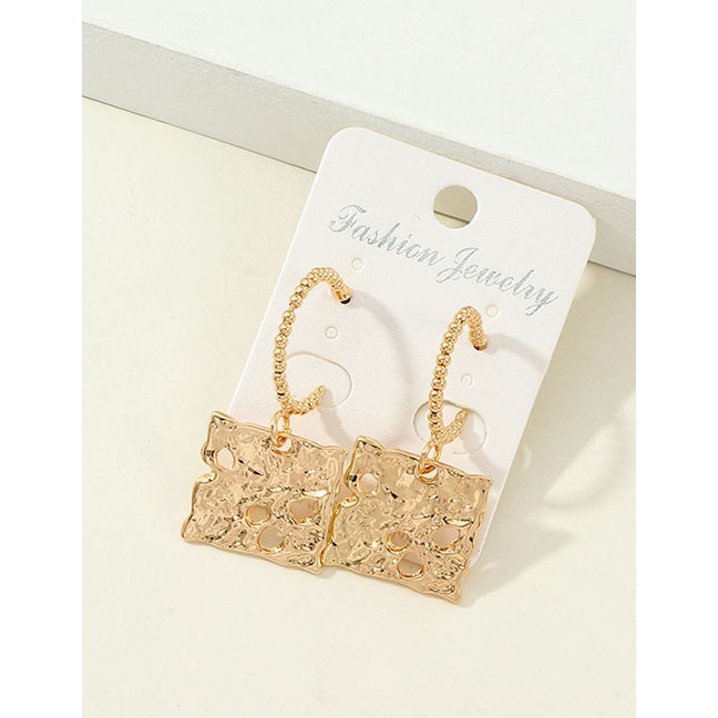 LRC Anting Tusuk FashionVariation Gold Geometric Metal Love Hollow Earrings F58464