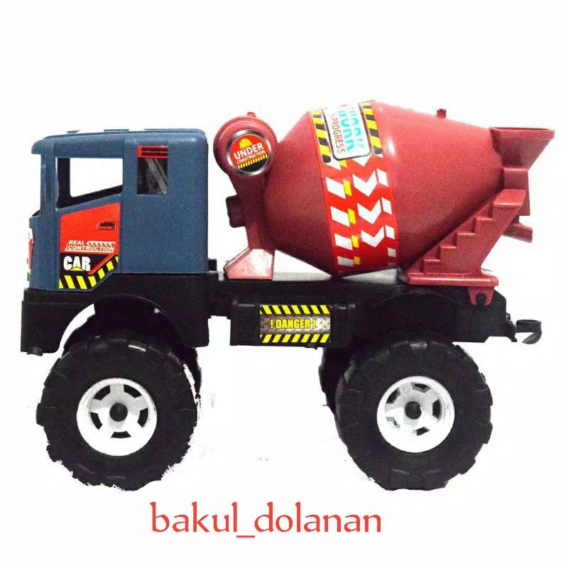 Mainan mobil molen kecil