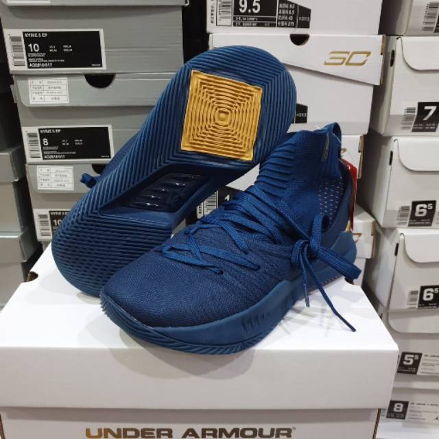 (FREE TALI SEPATU PENGGANTI) SEPATU BASKET UNDER ARMOUR CURRY 5 HIGH AGIMAT