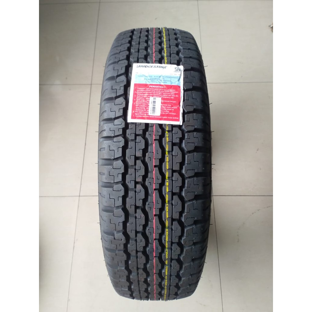 Bridgestone Dueler HT D689 235/75 R15 Ban Mobil