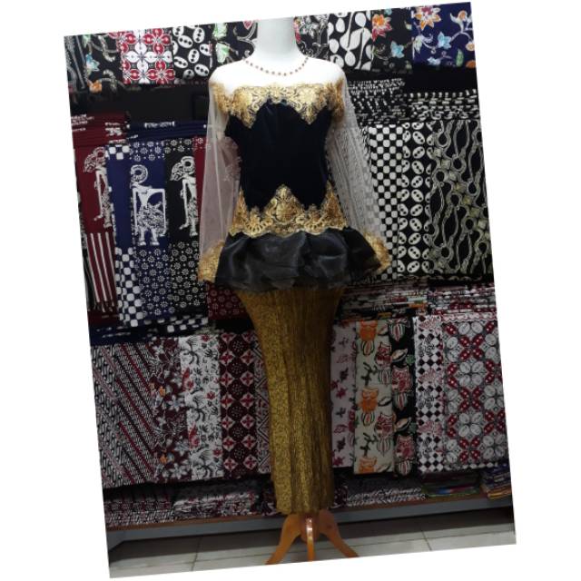 KEBAYA BLUDRU ORGANZA