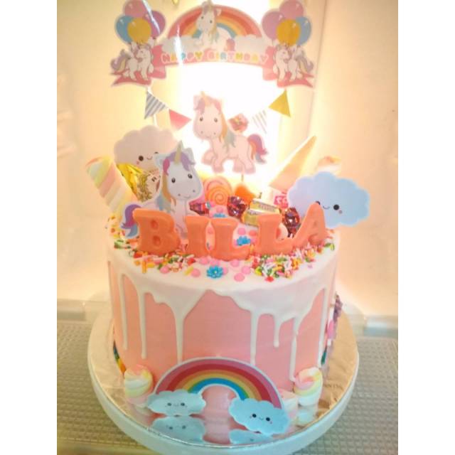 

DRIP CAKE D18CM TEMA UNICORN CLOUD / KUE ULANG TAHUN