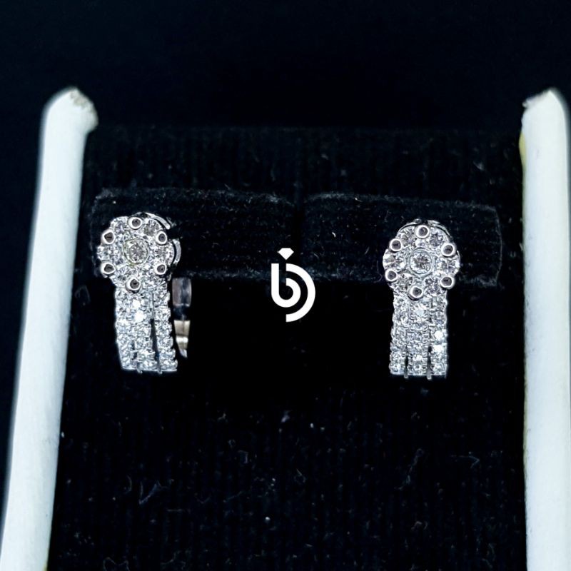 Anting giwang emas berlian asli natural diamond