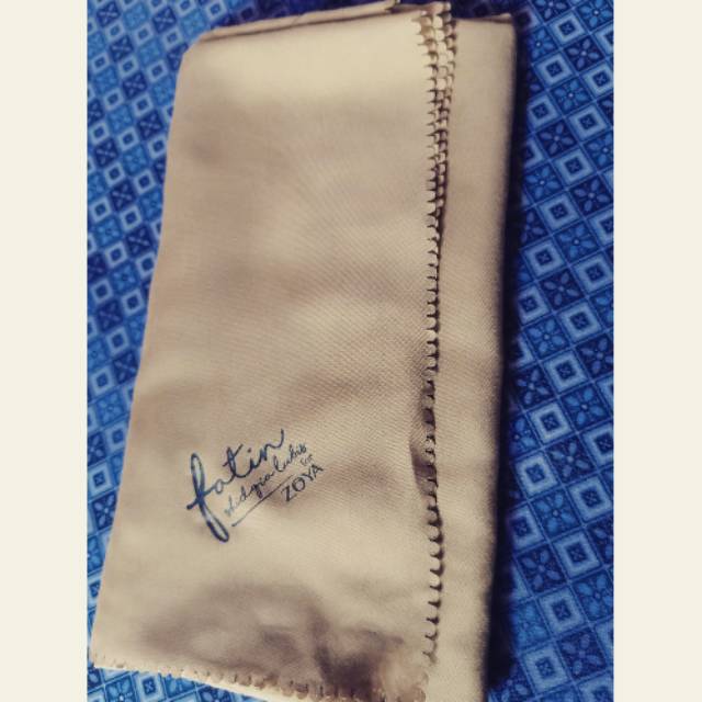 #preloved kerudung zoya by fatin sidqialubis