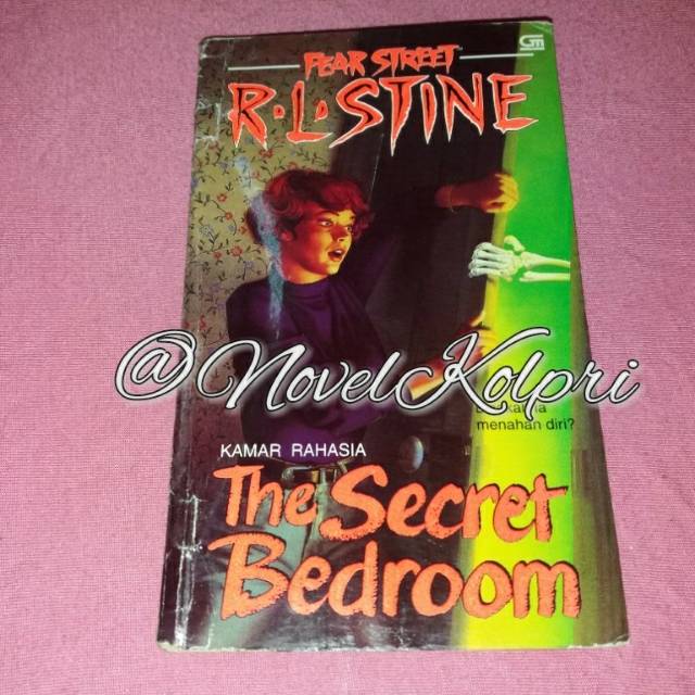 Fear Street The Secret Bedroom R L Stine