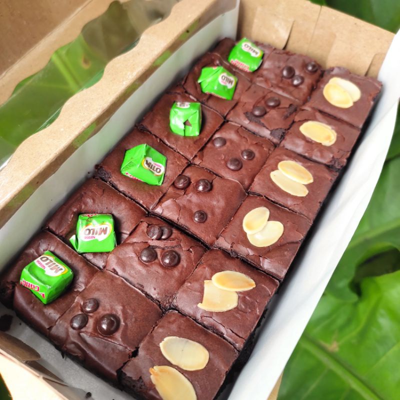 

Brownies Fudgy Coklat Sekat, Brownis Sekat Dark Coklat