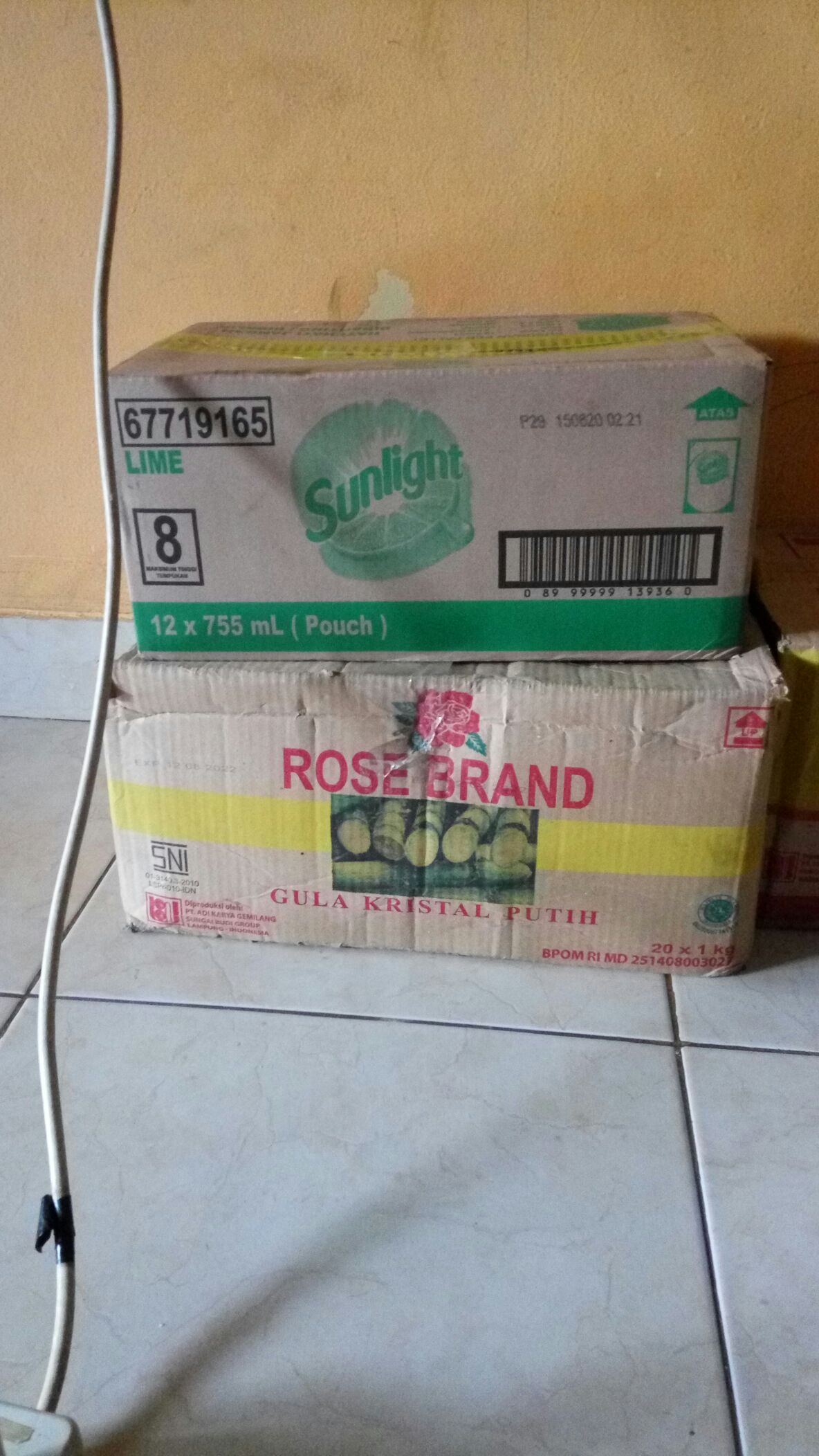 Sunlight Refill 755 Ml Isi 12 Pcs