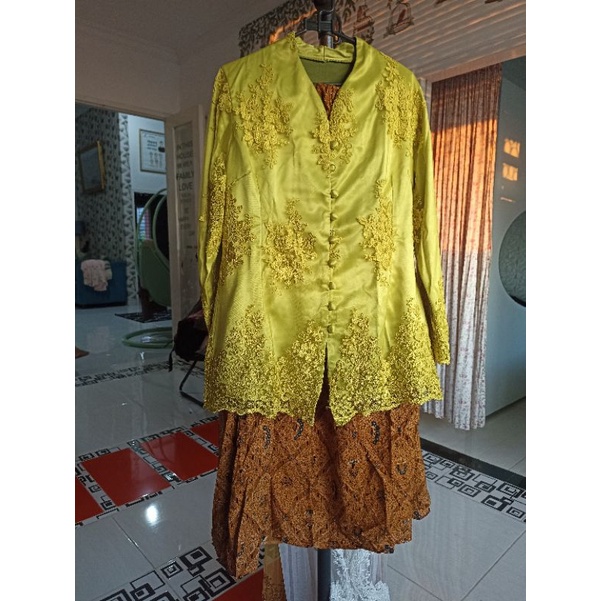 kebaya hijau preloved